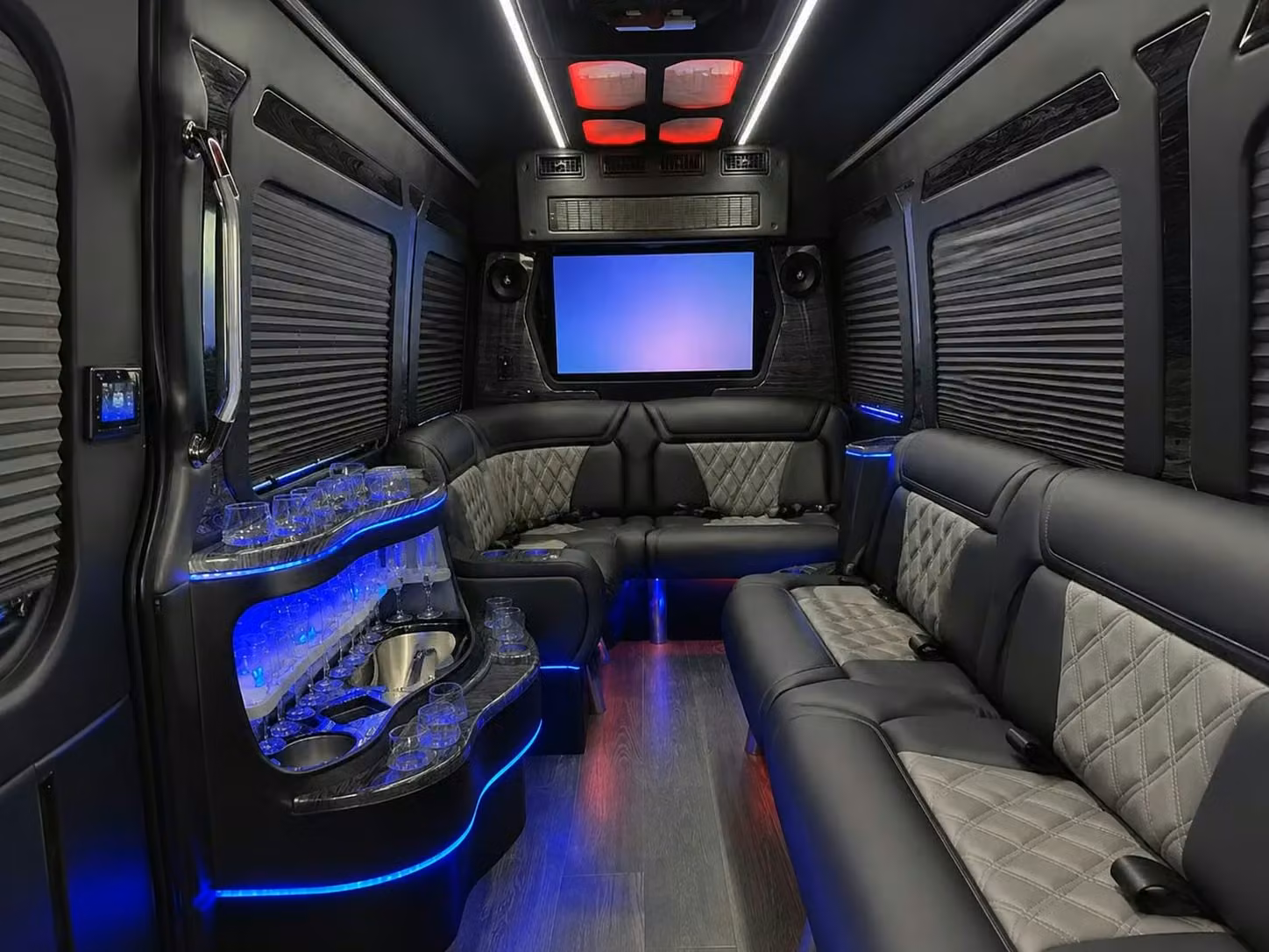 riviera beach shuttles for parties and special occasions